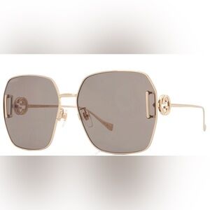 Gucci Oversized Glasses